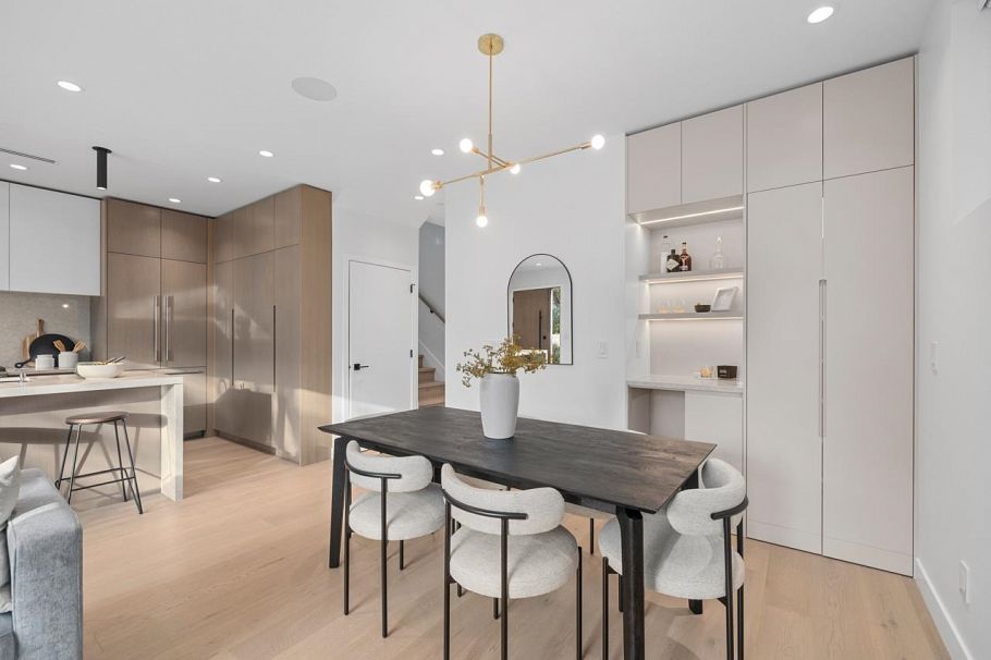 1 435 E 37th Avenue Vancouver, BC - 6