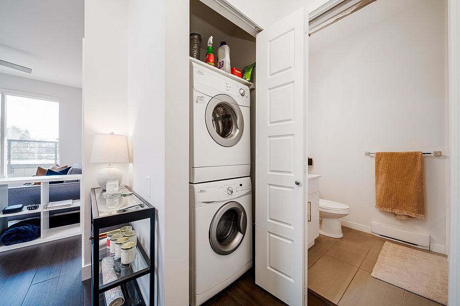 PH2 885 Salsbury Drive Vancouver, BC - 13