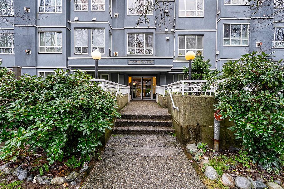 407 3 N Garden Drive Vancouver, BC - 15