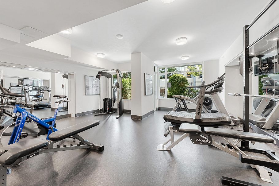 303 110 Switchmen Street Vancouver, BC - 25