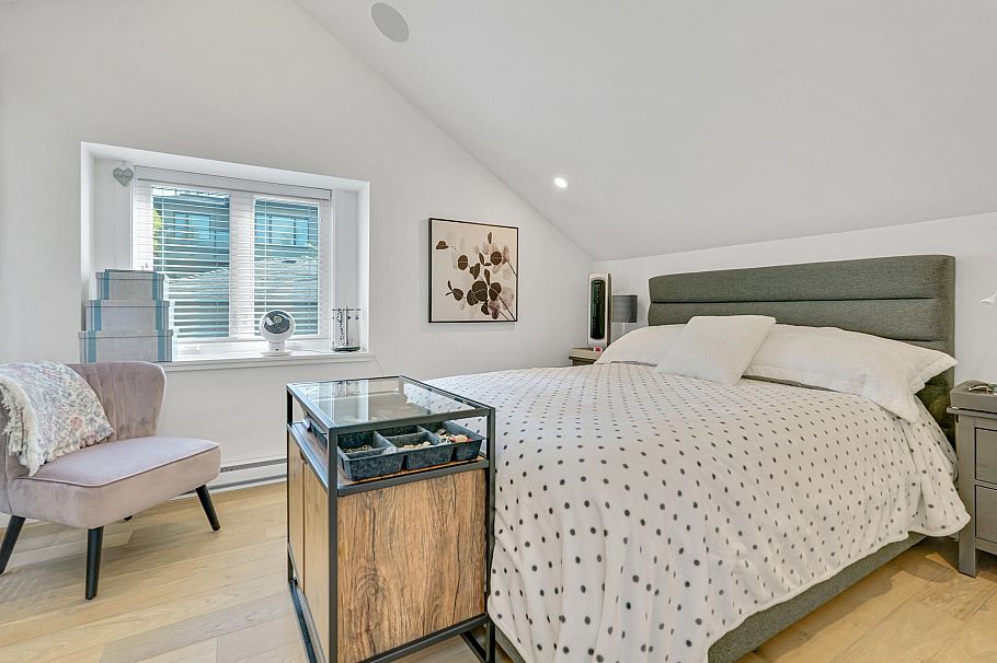 4218 W 10th Avenue Vancouver, BC - 26