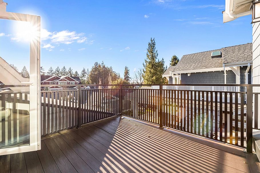 3852 W 50th Avenue Vancouver, BC - 14