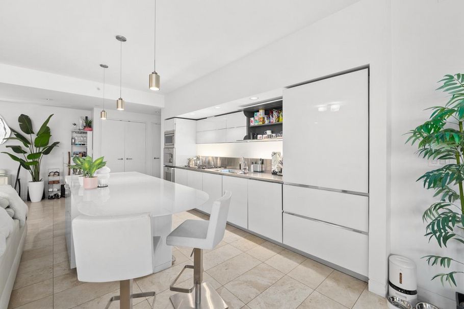 2306 838 W Hastings Street Vancouver, BC - 13