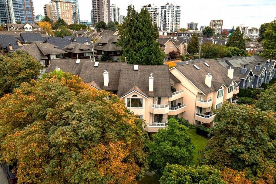 2 261 W 16th Street North Vancouver, BC - 37