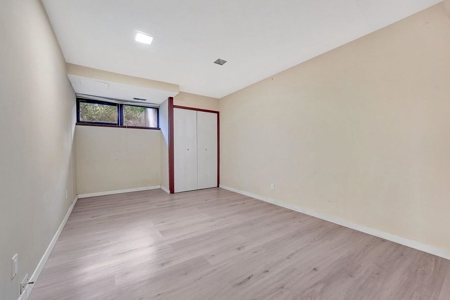 Basement-4290 SALISH DRIVE, Vancouver BC V6N 3M6 Vancouver, BC - 4