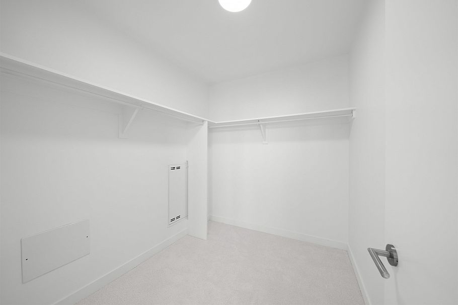 2402 8031 Nunavut Lane Vancouver, BC - 12