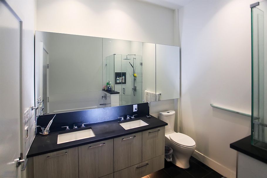 1602 3581 E Kent Avenue North Vancouver, BC - 12