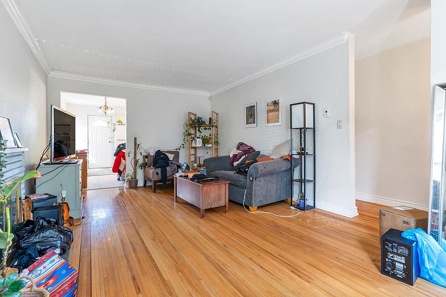 5755 Dumfries Street Vancouver, BC - 6