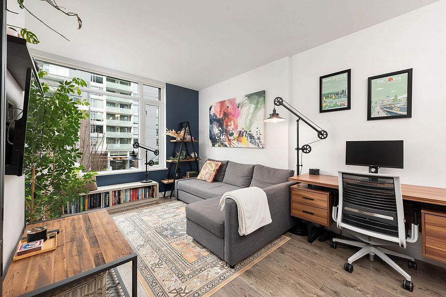 303 110 Switchmen Street Vancouver, BC - 11