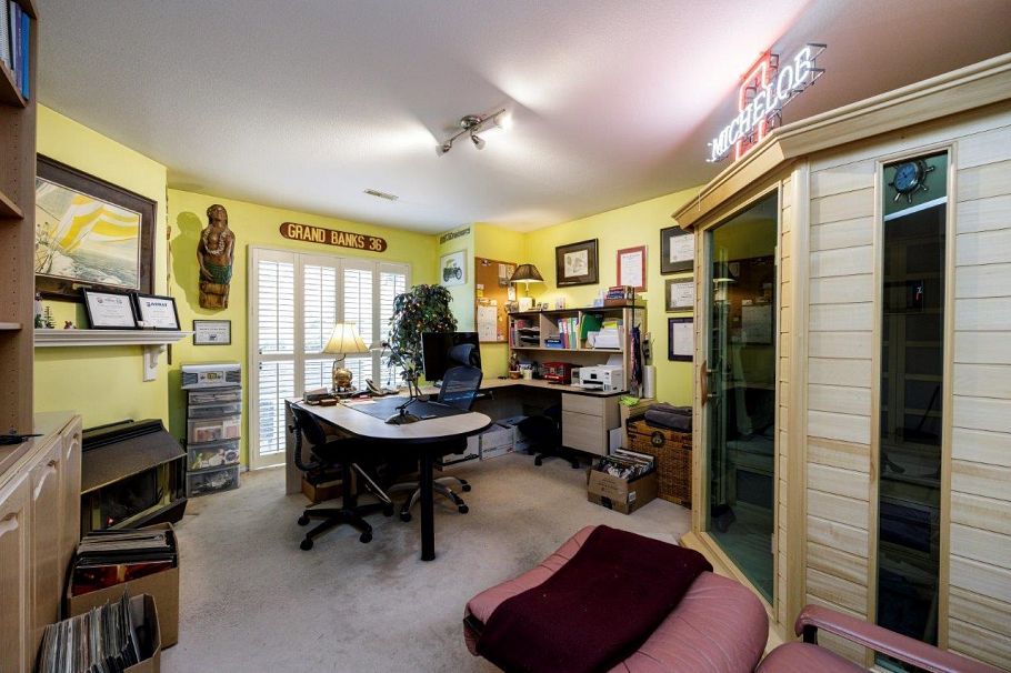 2 261 W 16th Street North Vancouver, BC - 28