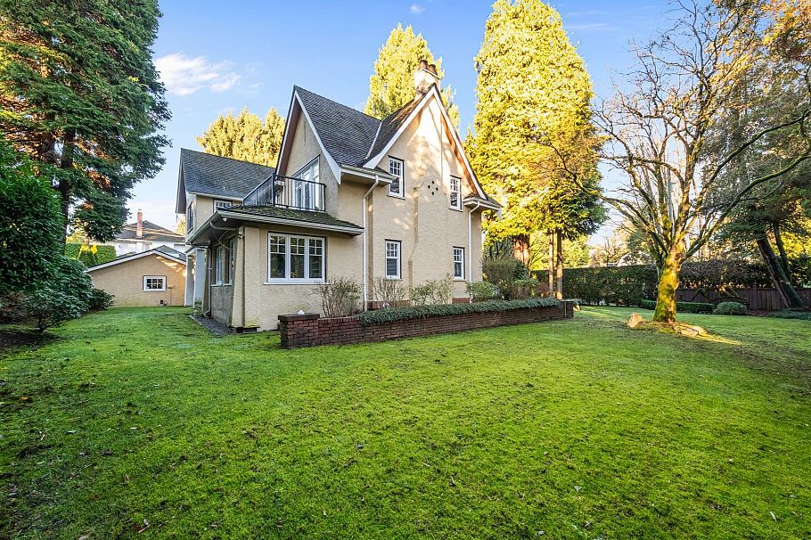 1516 Balfour Avenue Vancouver, BC - 15