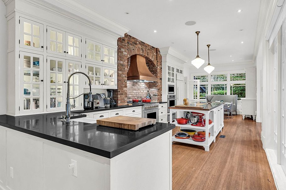 1712 Cedar Crescent Vancouver, BC - 5