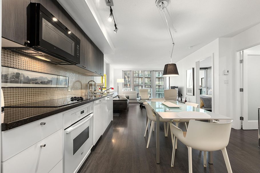 1711 788 Hamilton Street Vancouver, BC - 10