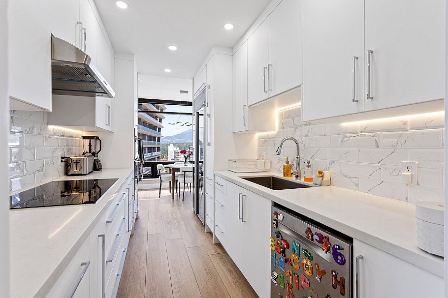 15C 1500 Alberni Street Vancouver, BC - 14