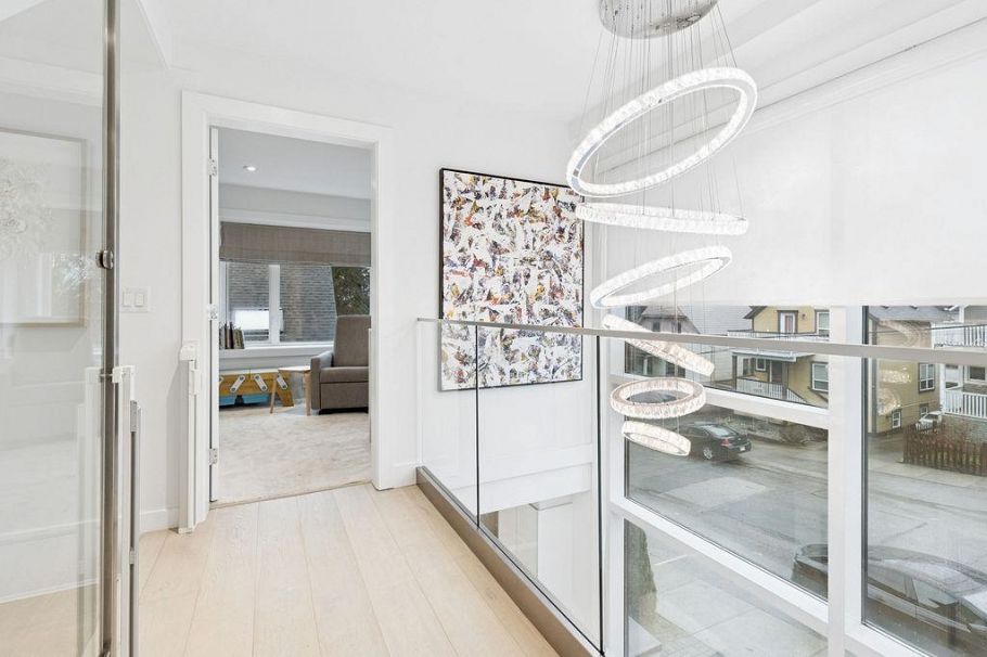 2175 Guelph Street Vancouver, BC - 20