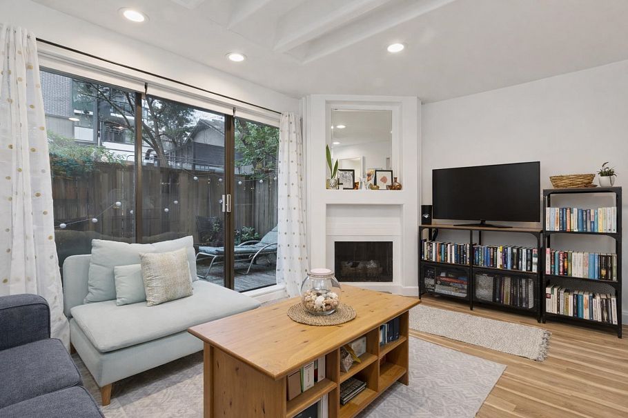 107 350 E 5th Avenue Vancouver, BC - 8