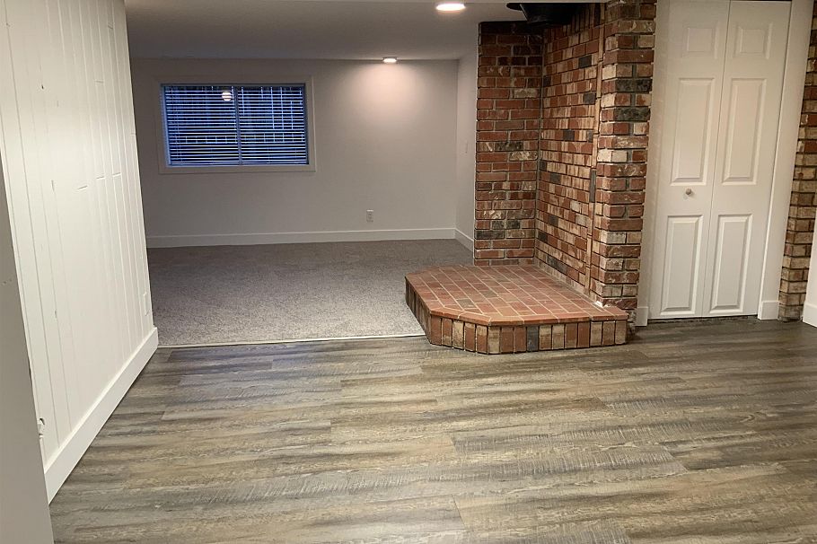 865 E 12th Street North Vancouver, BC - 33