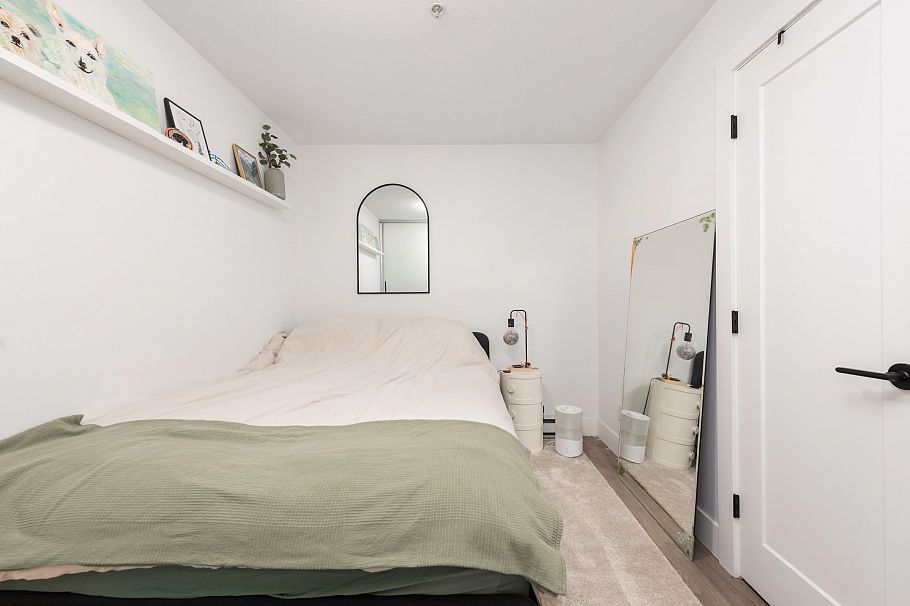 217 2150 E Hastings Street Vancouver, BC - 16