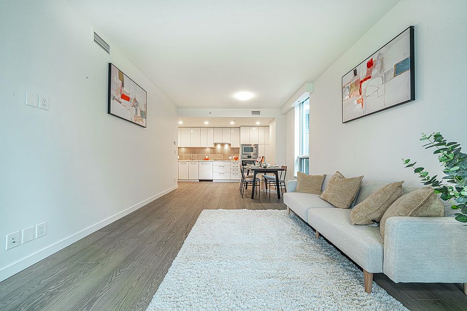 201 3533 Ross Drive Vancouver, BC - 3