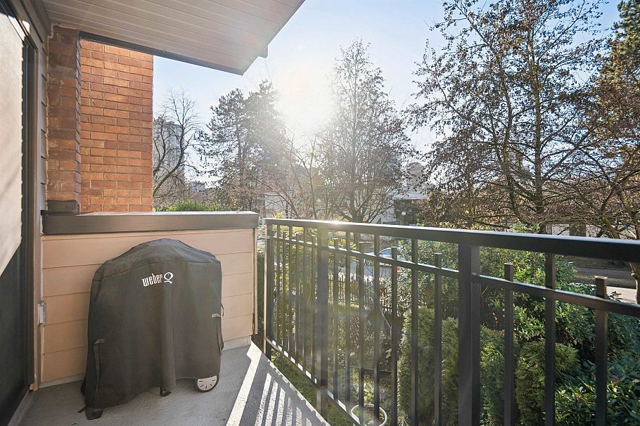 202 1157 Nelson Street Vancouver, BC - 26