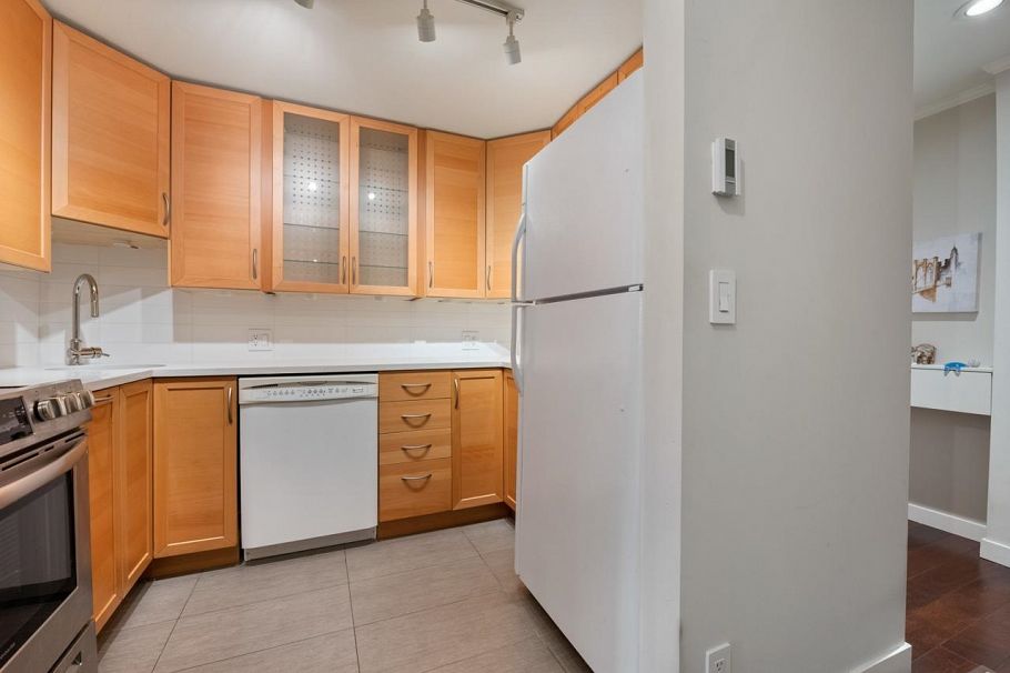 104 925 W 15th Avenue Vancouver, BC - 15