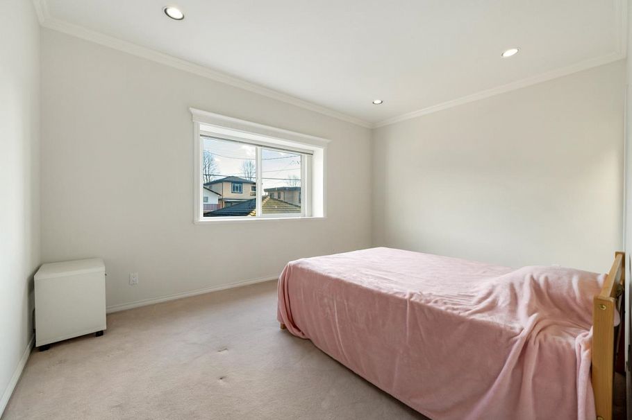 5760 Kerr Street Vancouver, BC - 12