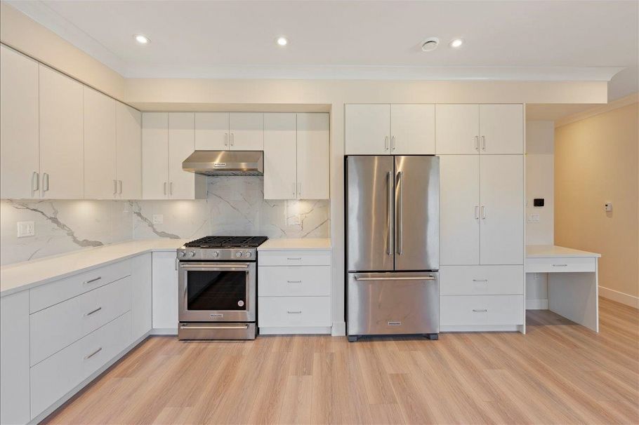 4854 Slocan Street Vancouver, BC - 7