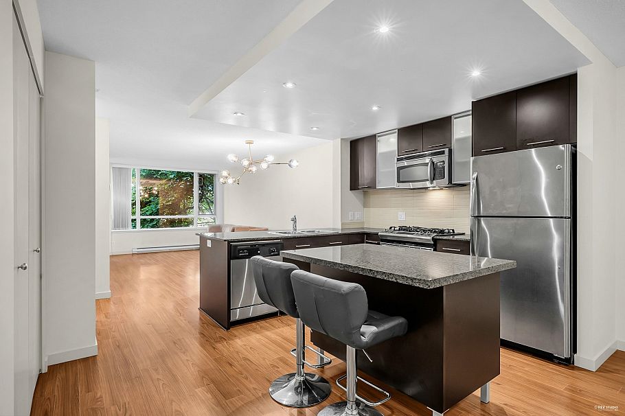 609 3111 Corvette Way Richmond, BC - 9