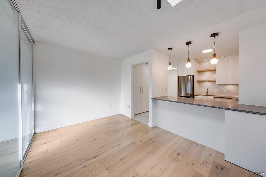303 1545 E 2nd Avenue Vancouver, BC - 19