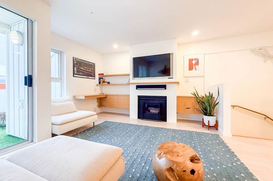 10 704 W 7th Avenue Vancouver, BC - 3