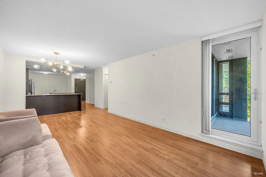 609 3111 Corvette Way Richmond, BC - 16