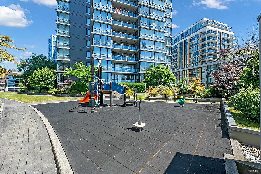 609 3111 Corvette Way Richmond, BC - 34