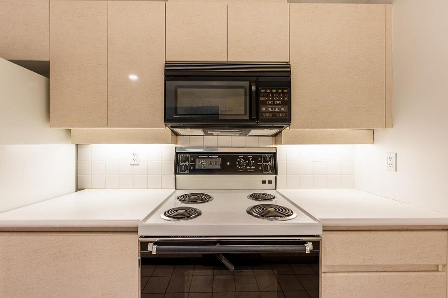 404 2288 Pine St West Vancouver, BC - 13