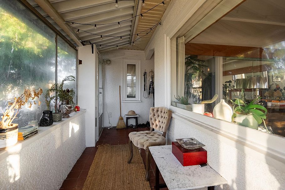 228 E 26th Avenue Vancouver, BC - 14