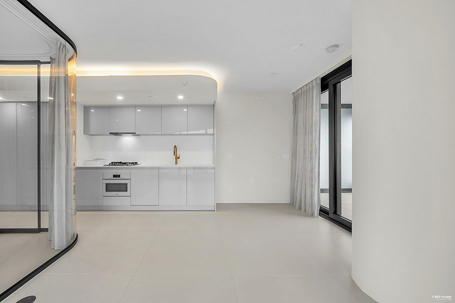 2207 1033 Nelson Street Vancouver, BC - 4