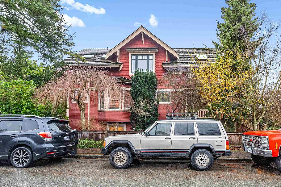 1747 Balaclava Street Vancouver, BC - 33