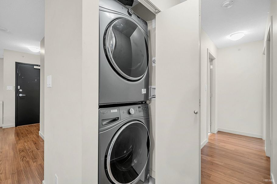 609 3111 Corvette Way Richmond, BC - 28