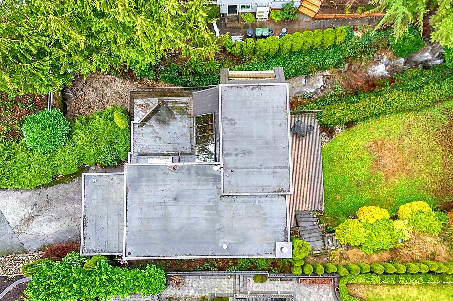 976 Prospect Avenue North Vancouver, BC - 35