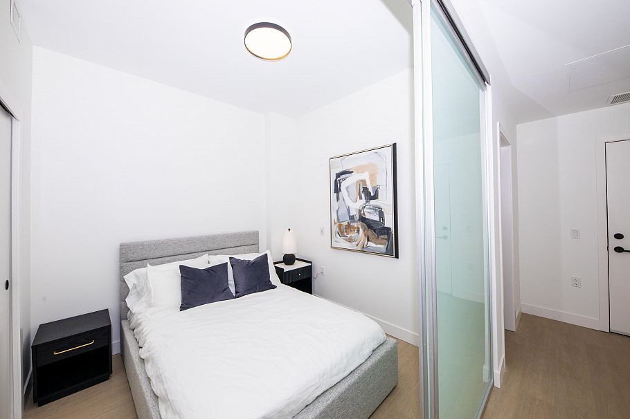 358 422 E 3rd Street North Vancouver, BC - 20