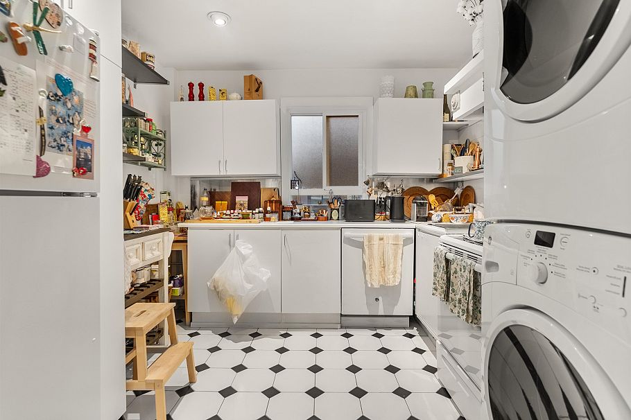 2574 Cornwall Avenue Vancouver, BC - 12