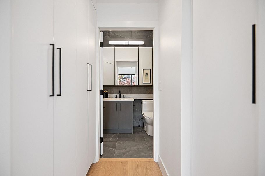 #1 1079 E 14th Avenue Vancouver, BC - 30