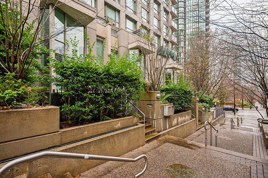 621 Jervis Street Vancouver, BC - 22