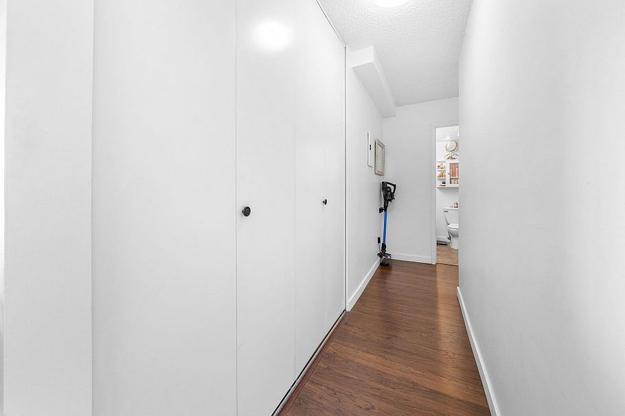 706 145 St. Georges Avenue North Vancouver, BC - 16