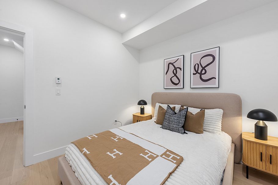 2 4855 Dumfries Street Vancouver, BC - 17