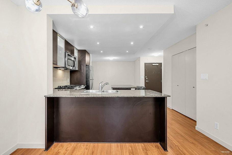 609 3111 Corvette Way Richmond, BC - 4