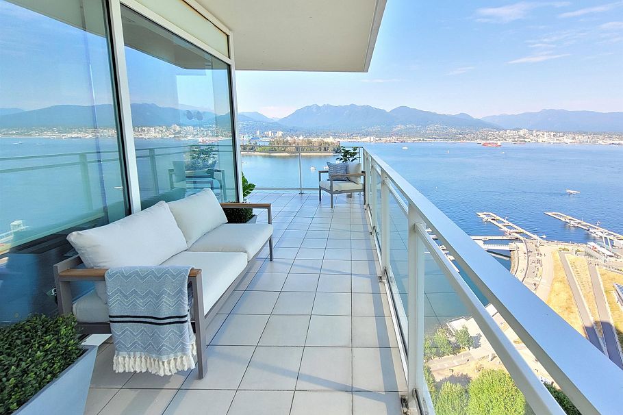 2202 1139 W Cordova Street Vancouver, BC - 33