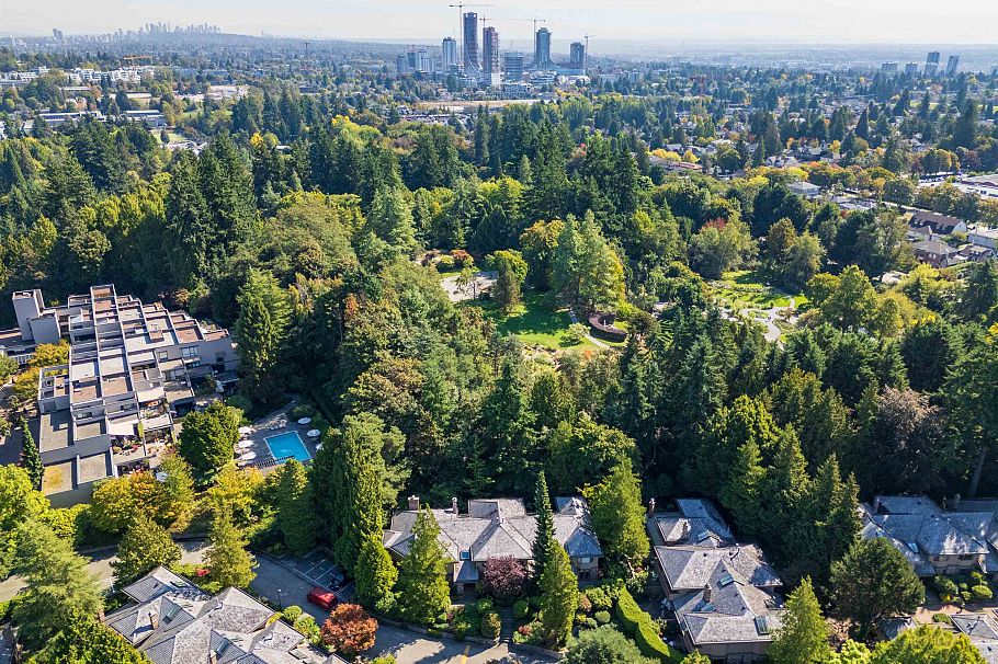 56 4900 Cartier Street Vancouver, BC - 38