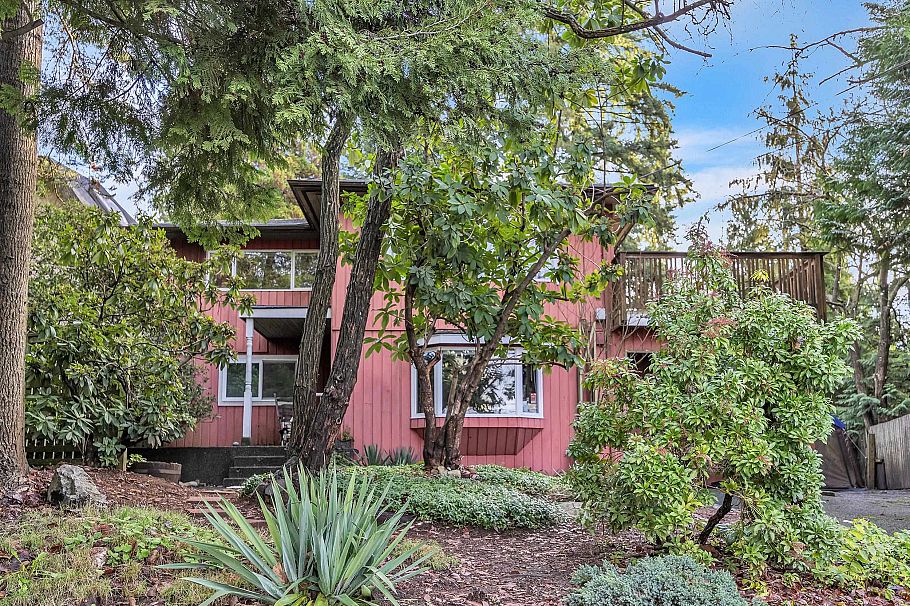 3710 Hoskins Road North Vancouver, BC - 27