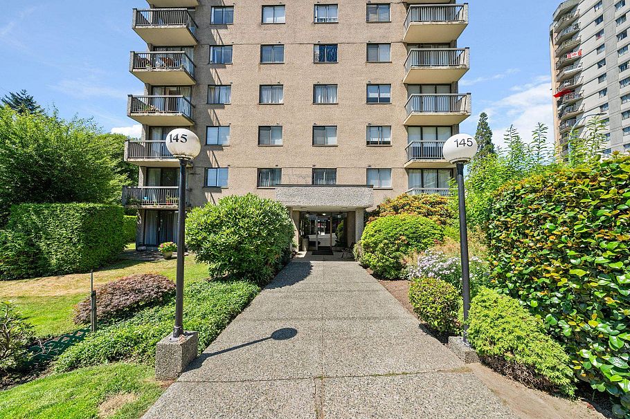 706 145 St. Georges Avenue North Vancouver, BC - 23