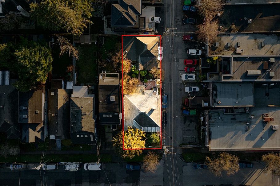 228 E 26th Avenue Vancouver, BC - 32